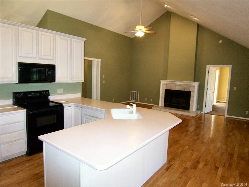 601 Sunlight Ridge Drive - Photo 6
