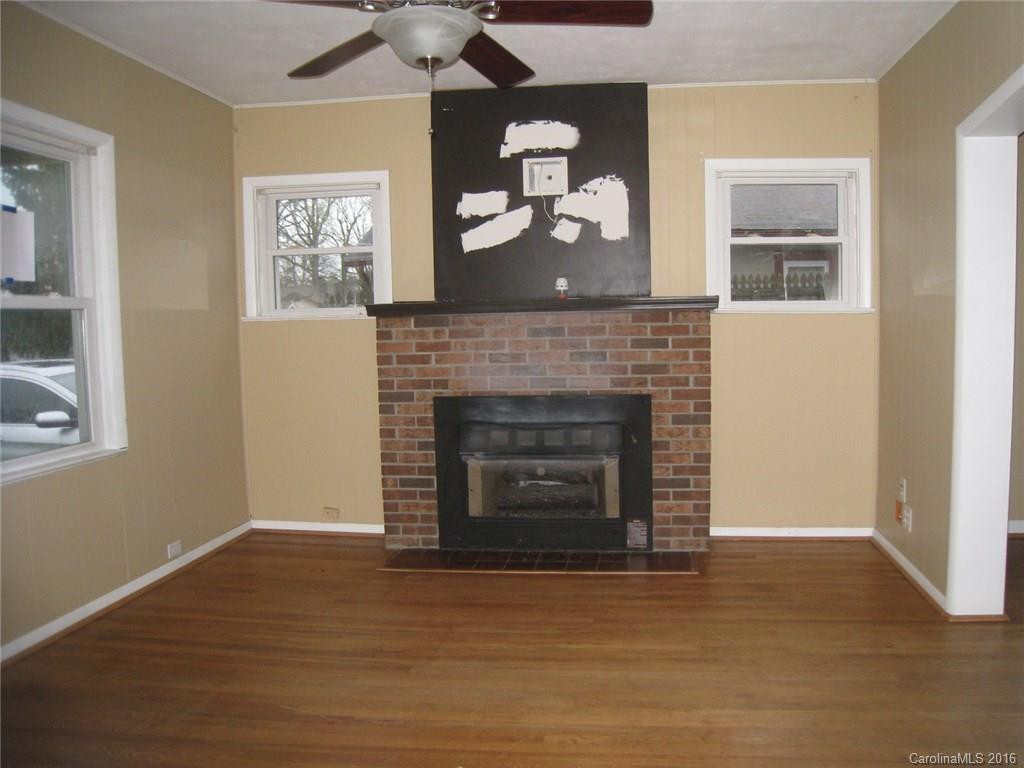 117 Southern Drive - Photo 2