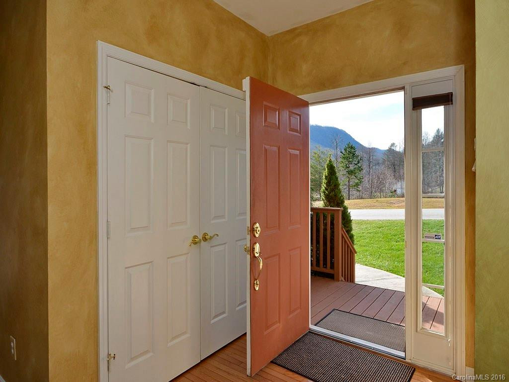 14 Conger Drive - Photo 2