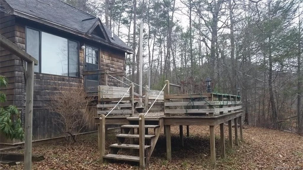5210 Shook Cove Road