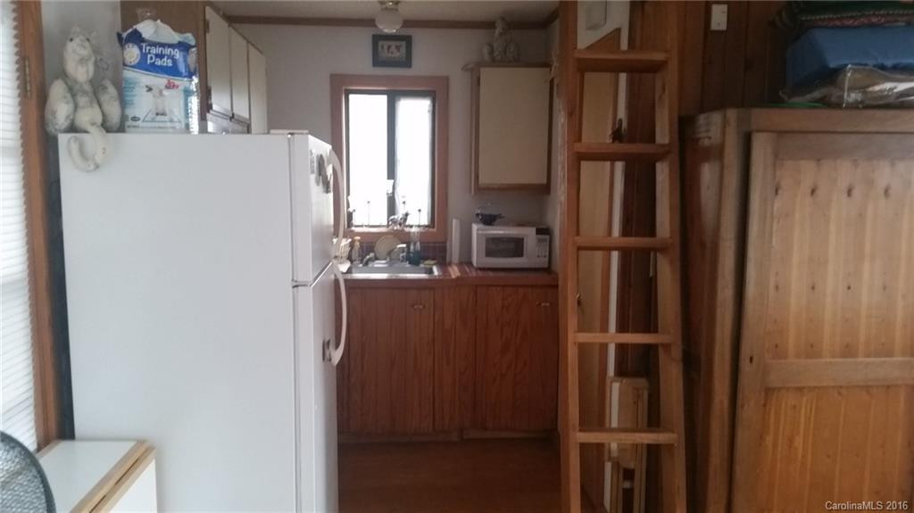 5210 Shook Cove Road - Photo 17