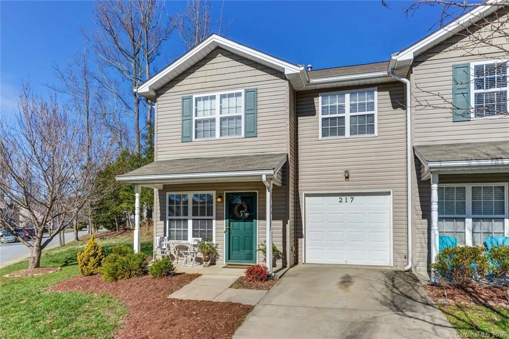217 Wiltshire Circle #217