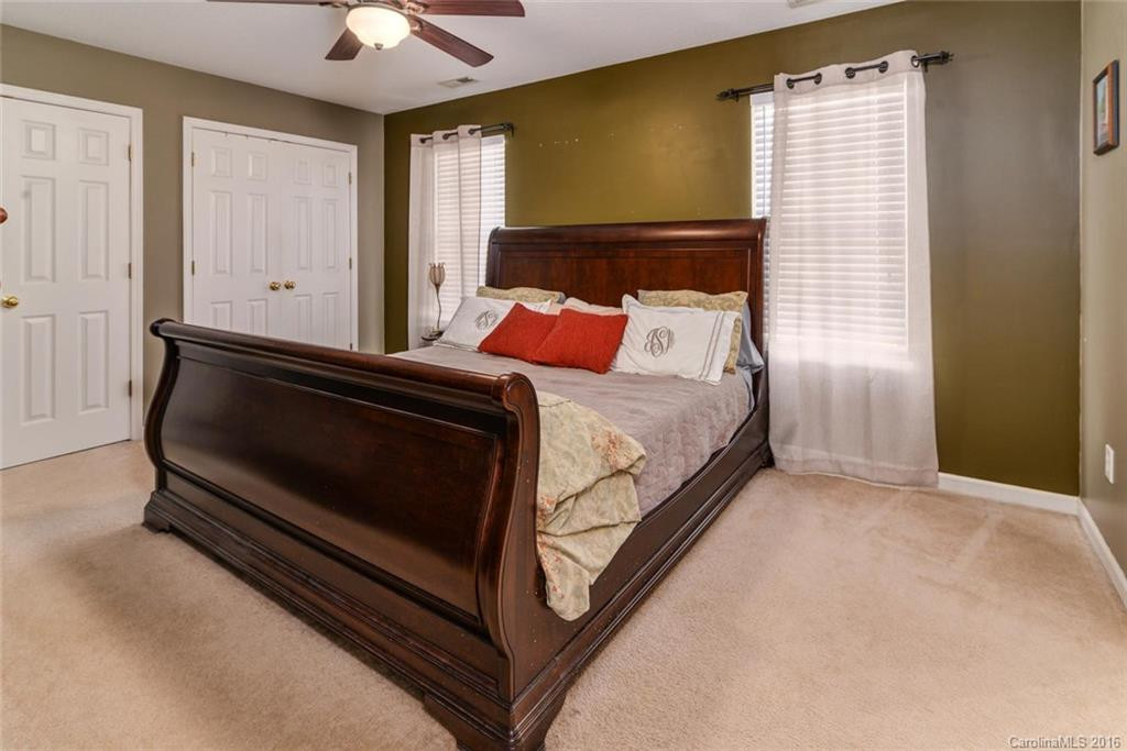 217 Wiltshire Circle #217 - Photo 15