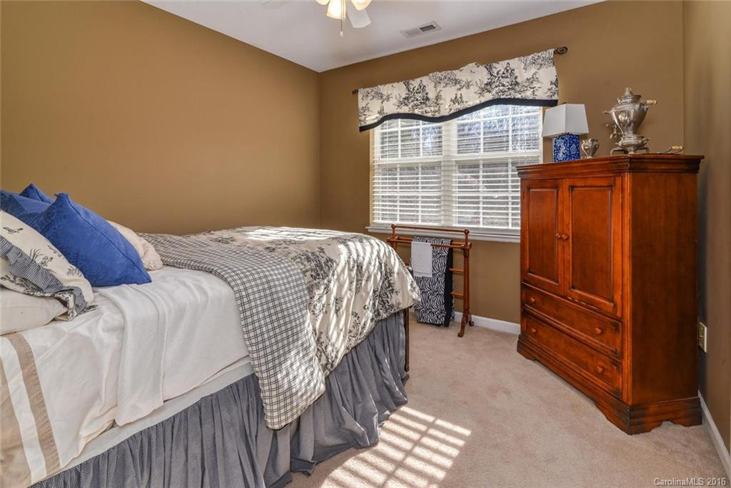 217 Wiltshire Circle #217 - Photo 18