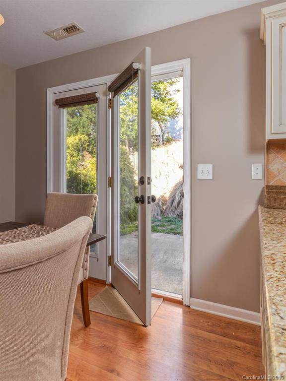 217 Wiltshire Circle #217 - Photo 20