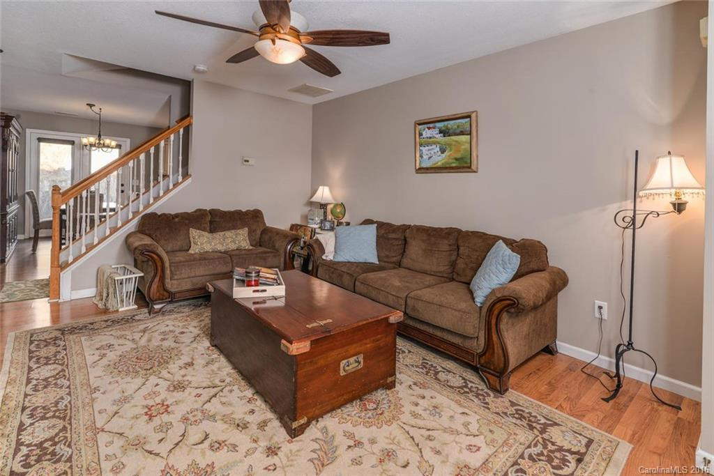 217 Wiltshire Circle #217 - Photo 6