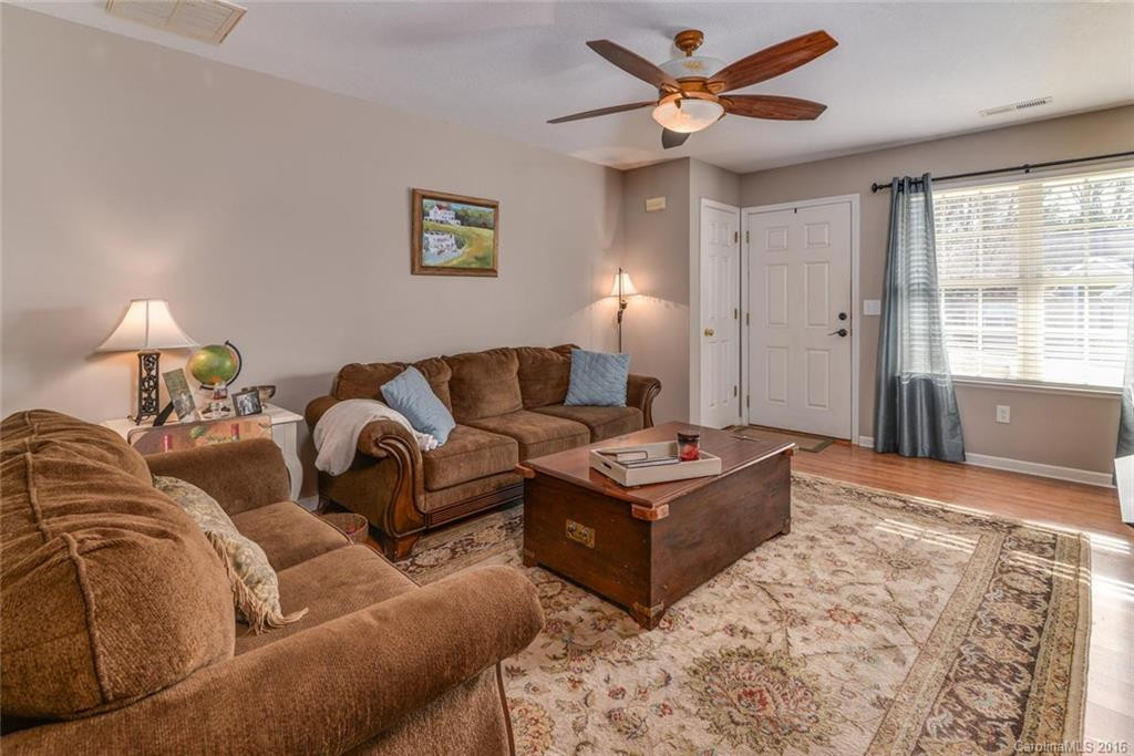 217 Wiltshire Circle #217 - Photo 7