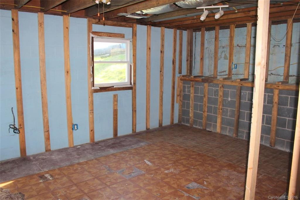 116 Wells Street - Photo 9
