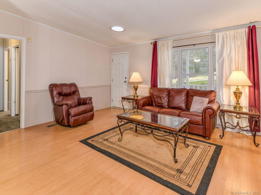 210 White Clover Lane - Photo 5