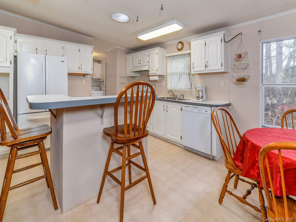 210 White Clover Lane - Photo 8