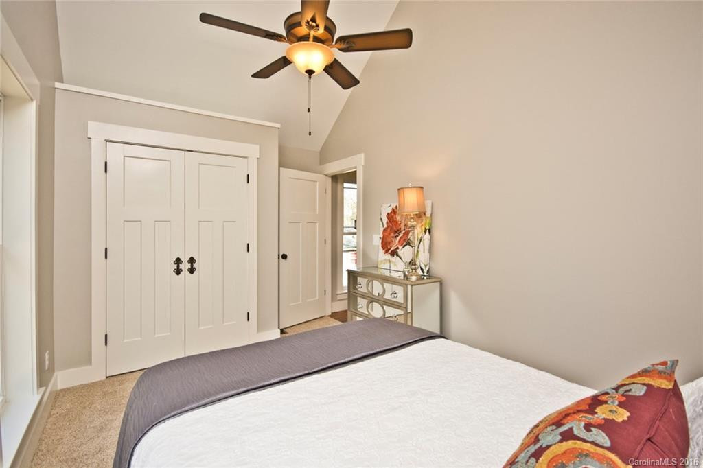 227 College Street - Photo 20