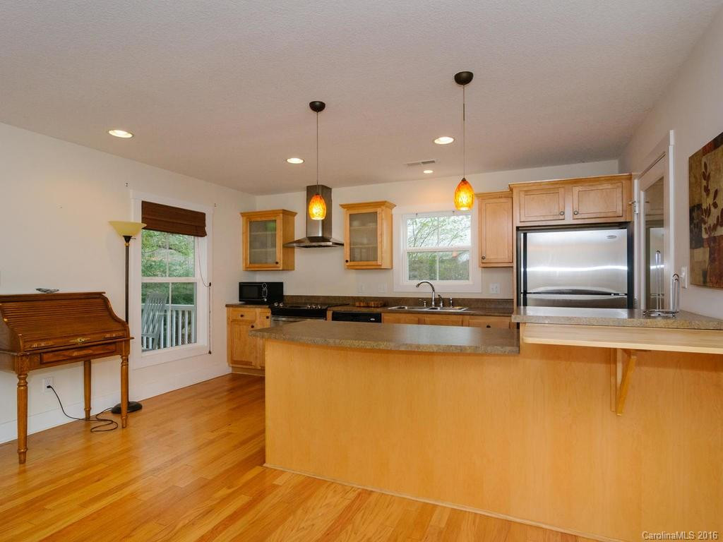 115 Unadilla Avenue - Photo 4