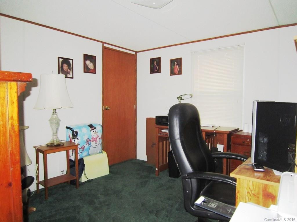 20 Woods Road - Photo 14