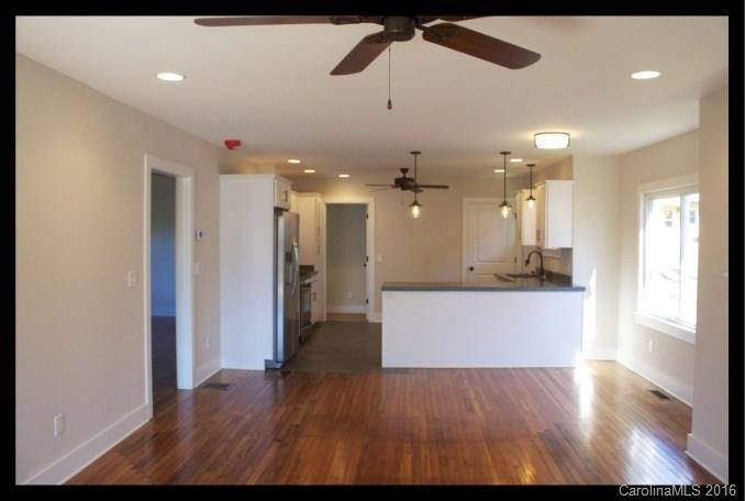 34 Gray Street - Photo 2