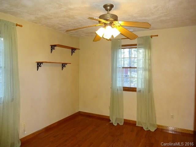 39 Ray Hill Road - Photo 8