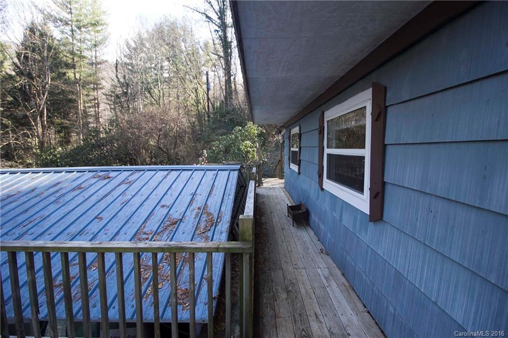 529 Barrett Road - Photo 14