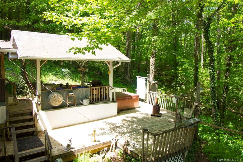 529 Barrett Road - Photo 17