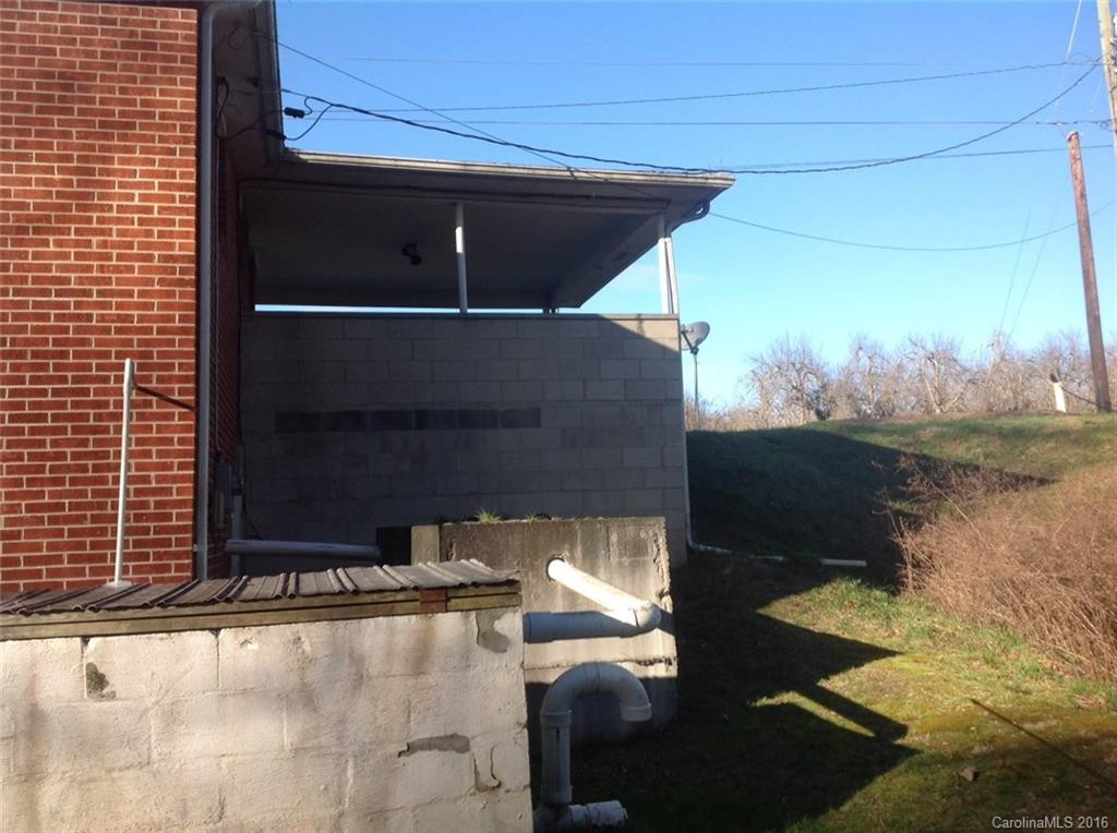 2864 Ridge Road - Photo 2