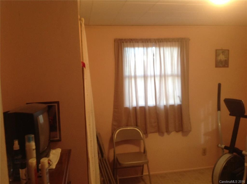 2864 Ridge Road - Photo 4