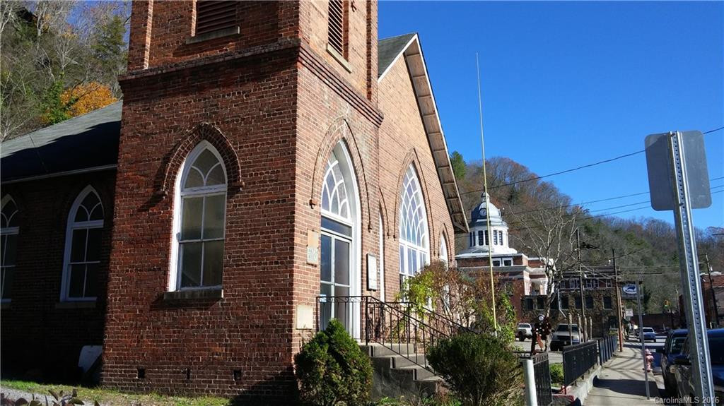 68 Main Street - Photo 4