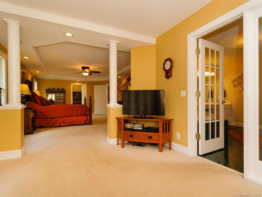 34 Coventry Woods Drive #17 - Photo 11