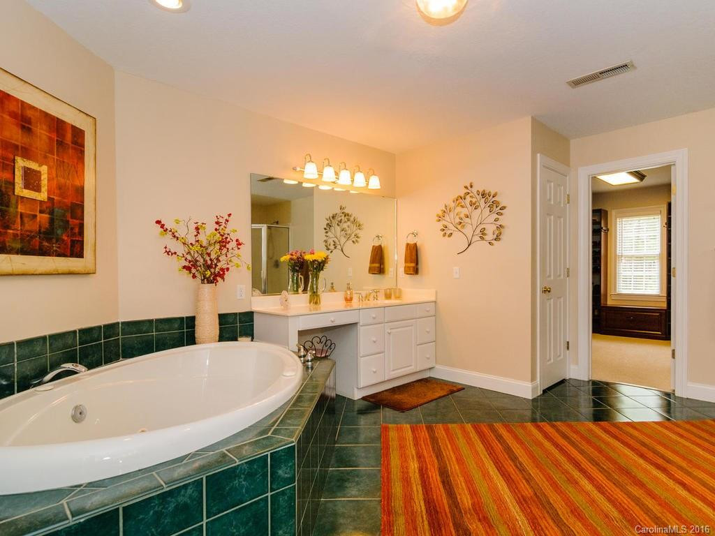 34 Coventry Woods Drive #17 - Photo 12