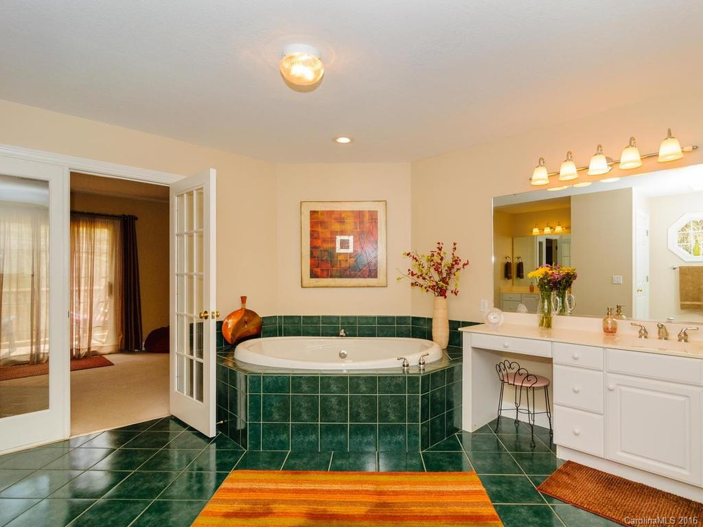 34 Coventry Woods Drive #17 - Photo 13