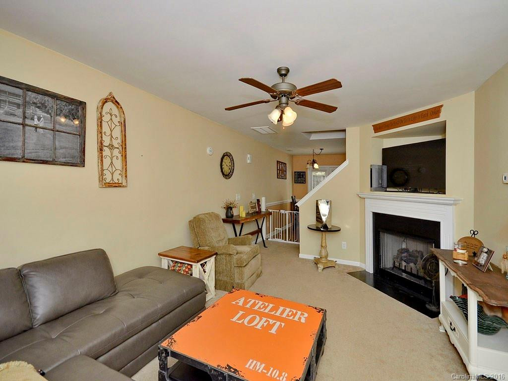125 Thea Lane #- - Photo 5