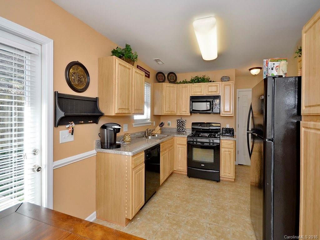 125 Thea Lane #- - Photo 8
