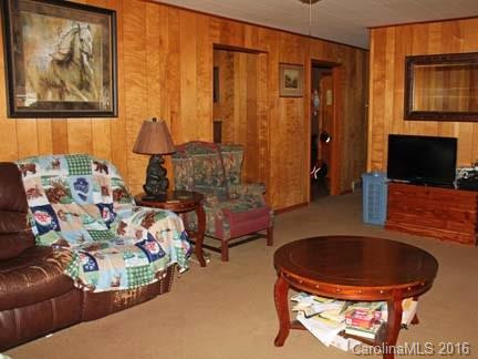 1157 Sulphur Springs Road - Photo 5