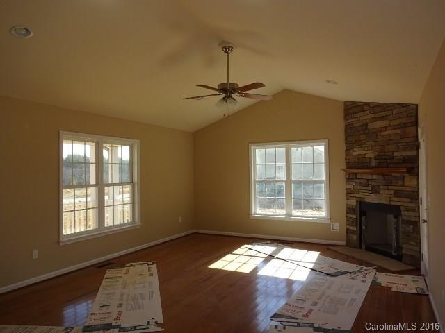 96 River Breeze Lane #47 - Photo 2