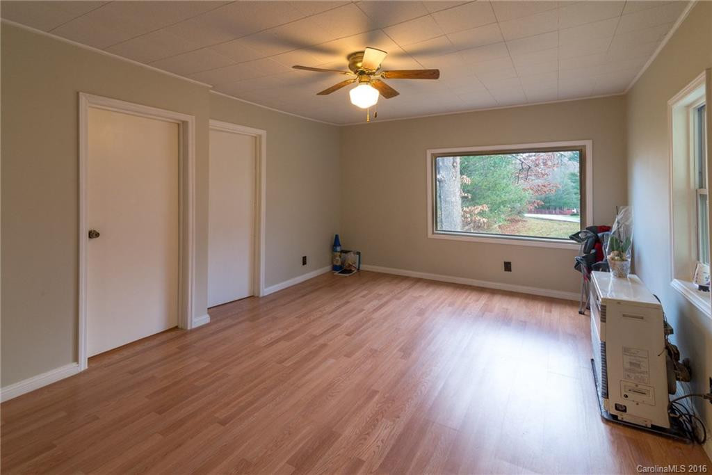 25 Solomon Road - Photo 3