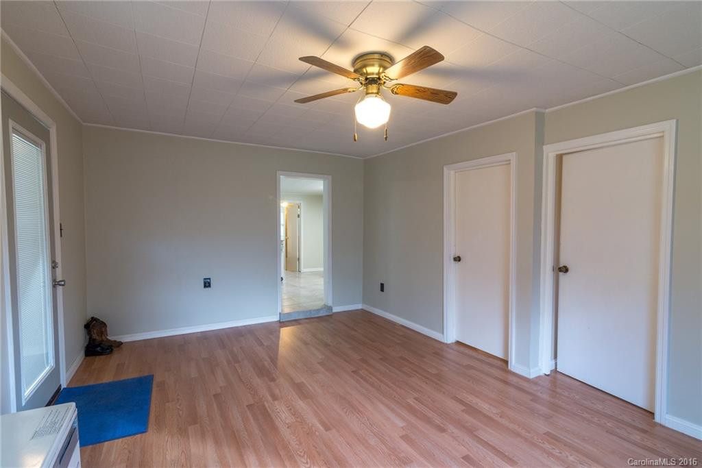 25 Solomon Road - Photo 4