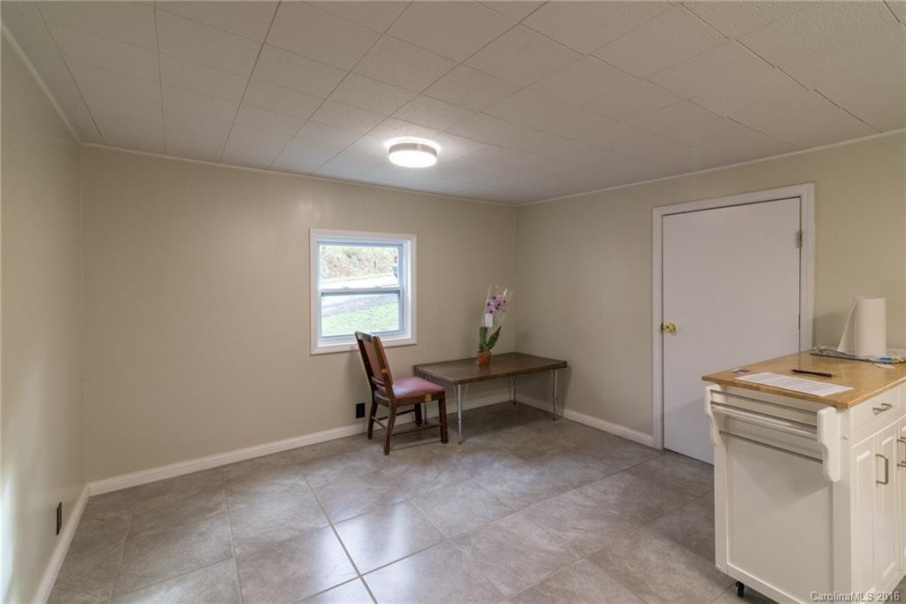 25 Solomon Road - Photo 5