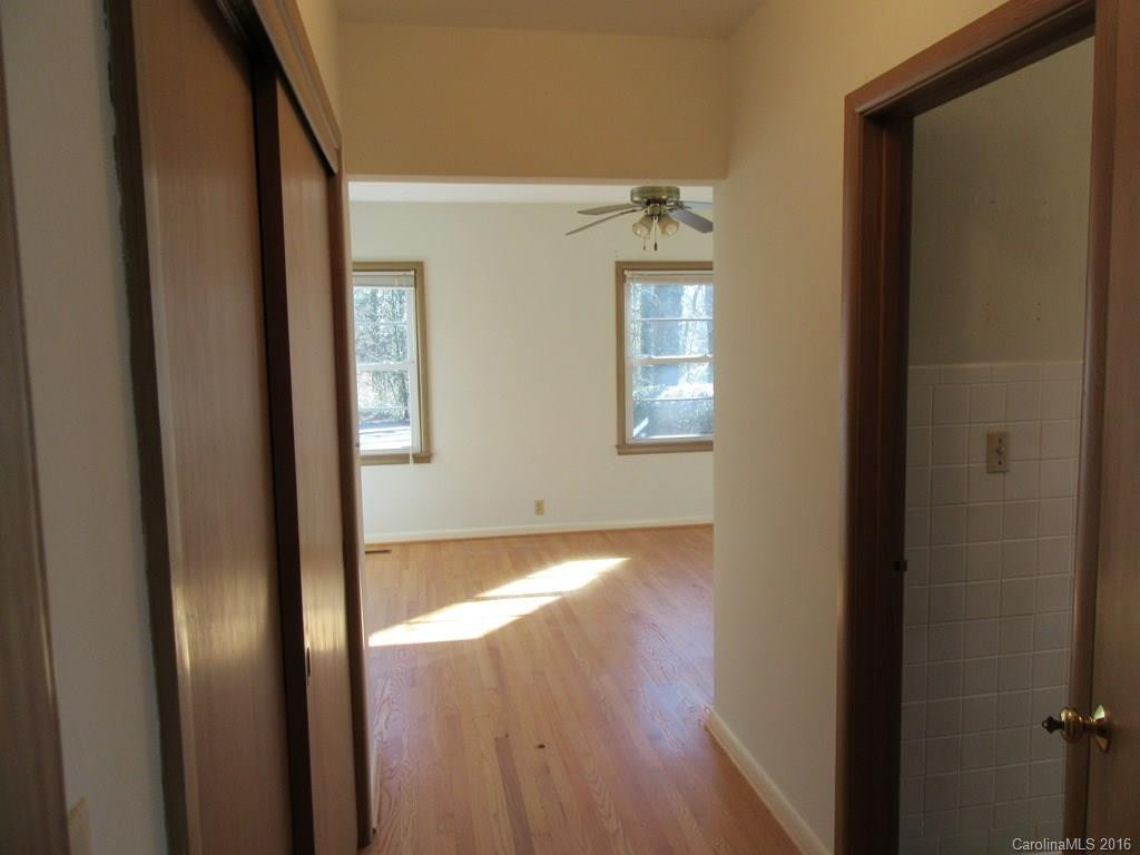 2606 & 2608 Haywood Road - Photo 11