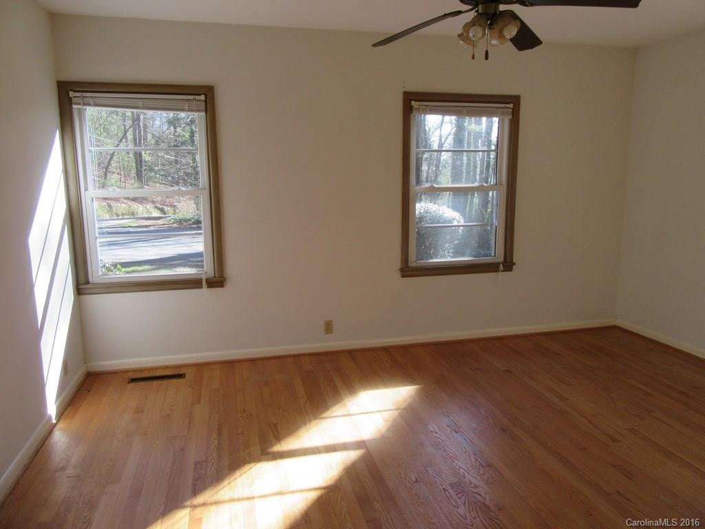 2606 & 2608 Haywood Road - Photo 10