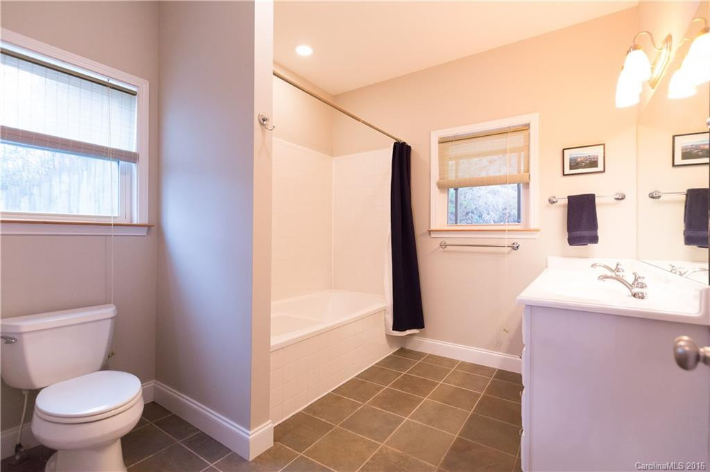 110 Reed Road - Photo 14
