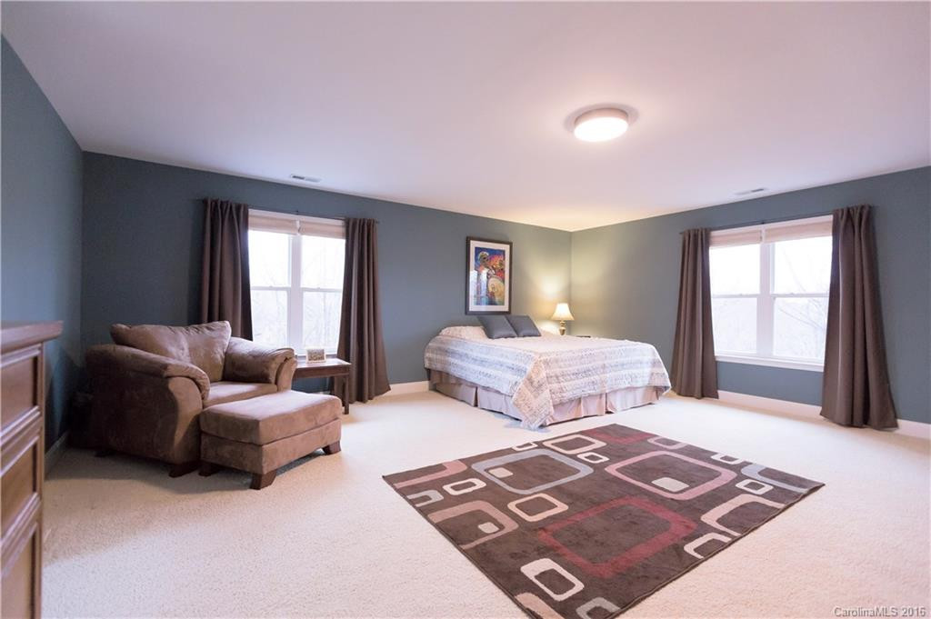 110 Reed Road - Photo 17