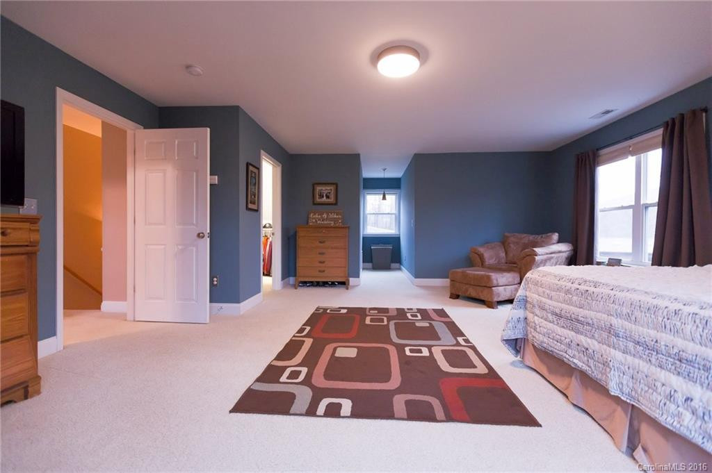 110 Reed Road - Photo 18