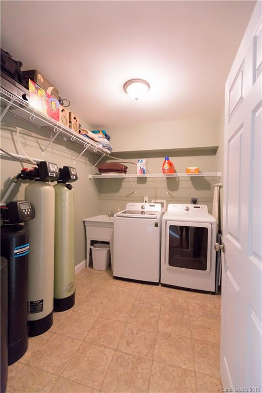110 Reed Road - Photo 21