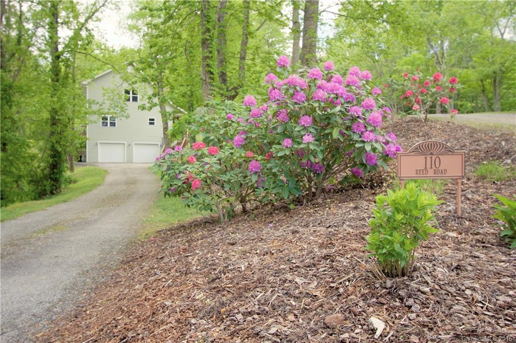 110 Reed Road - Photo 4
