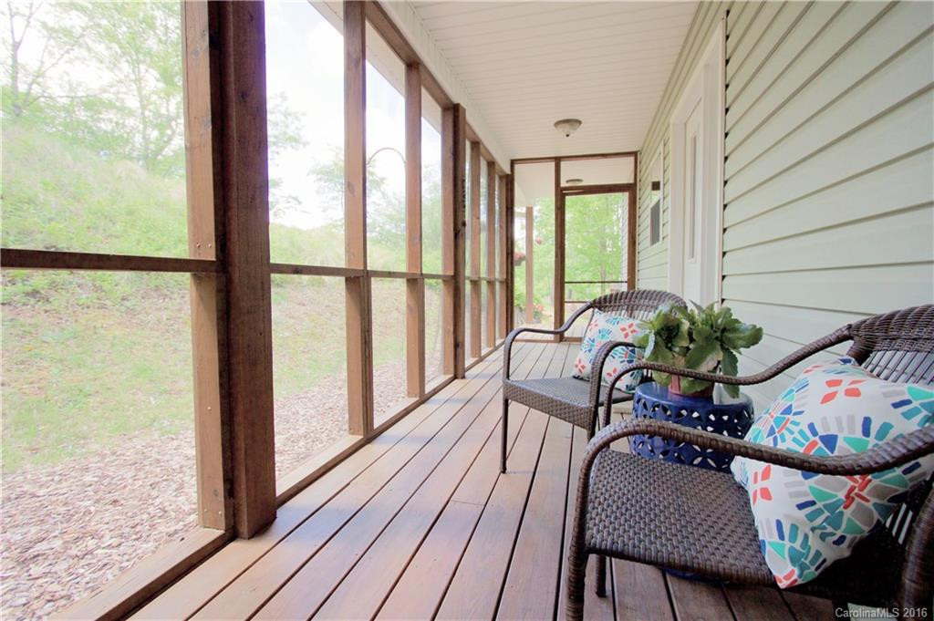 110 Reed Road - Photo 5