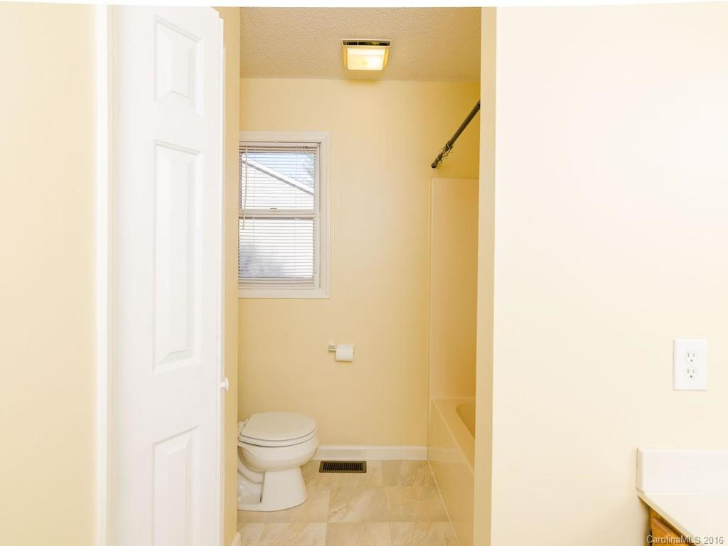 143 Meadow Lake Road - Photo 13