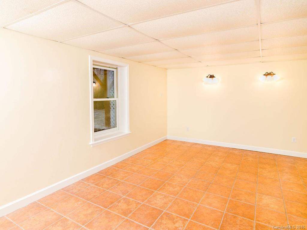 143 Meadow Lake Road - Photo 20