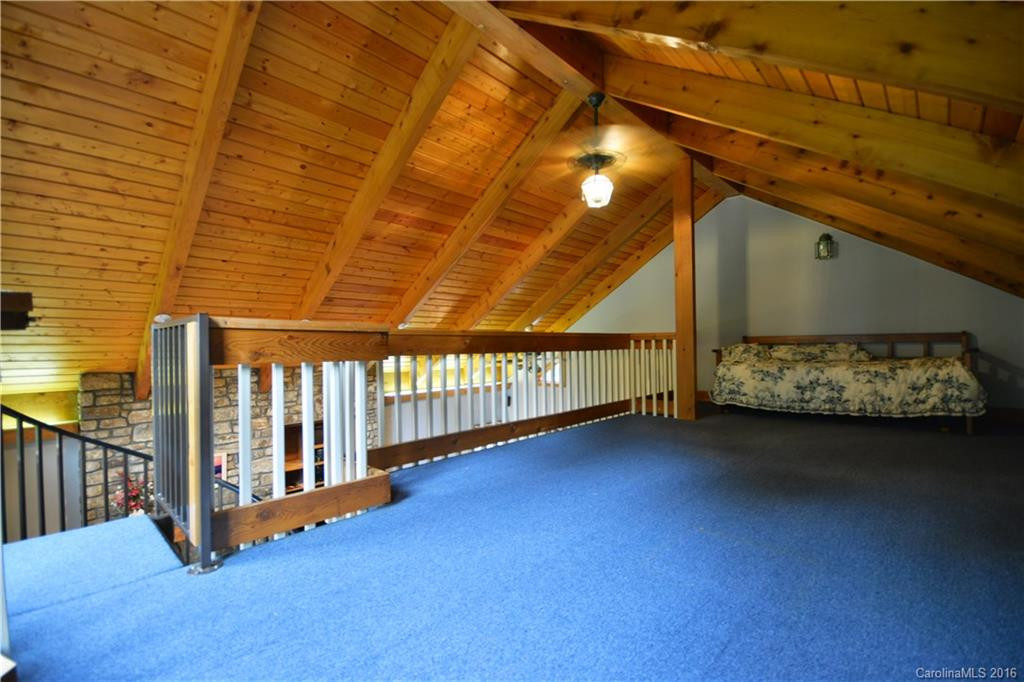 496 Burnette Cove Road - Photo 16