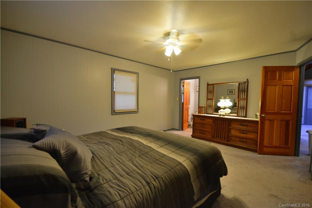 496 Burnette Cove Road - Photo 10