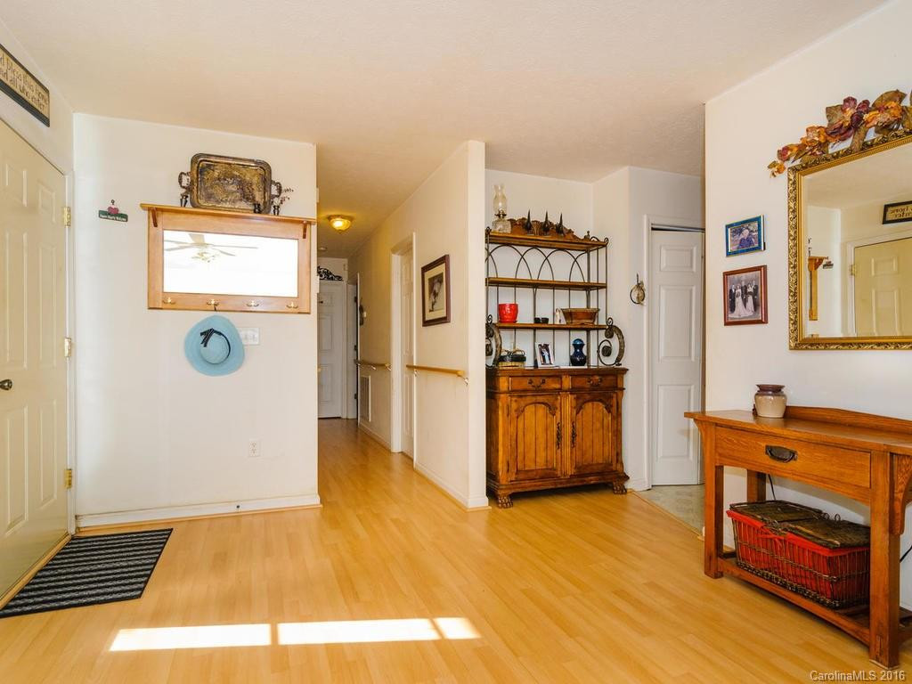 8 Dawson Place - Photo 4