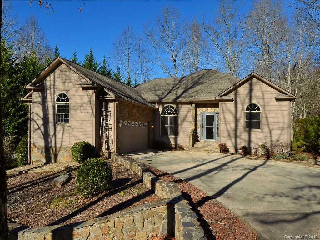 464 Middle Connestee Trail
