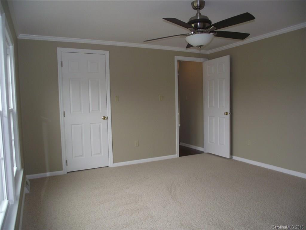 624 Paisley Court - Photo 11