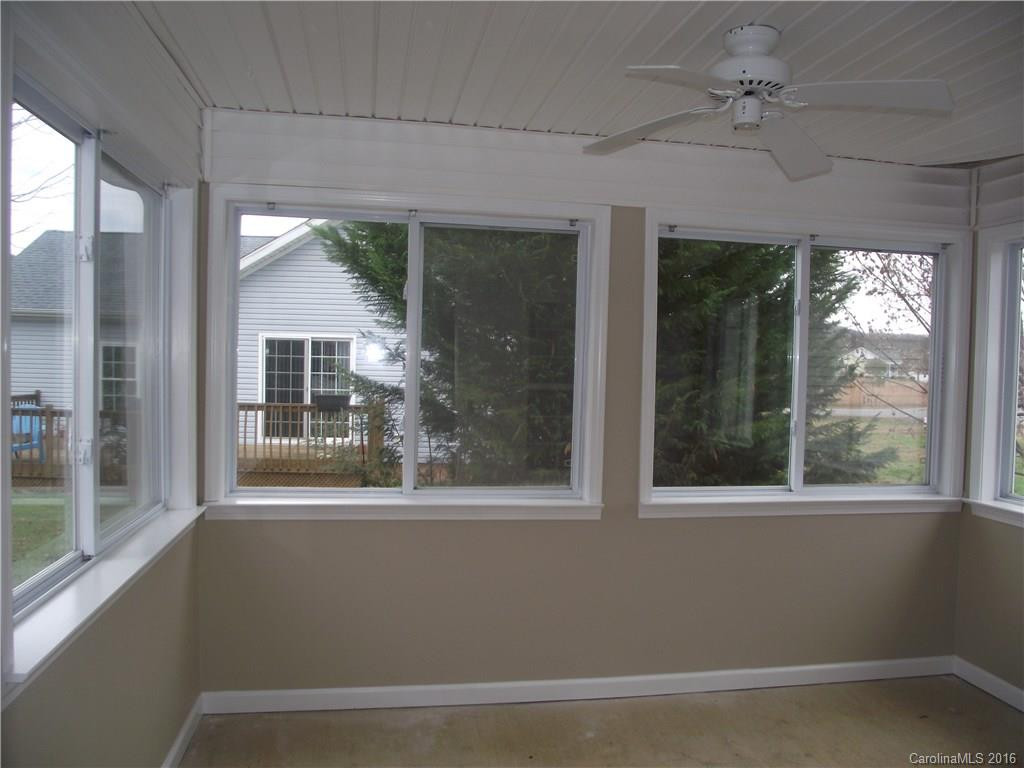 624 Paisley Court - Photo 18